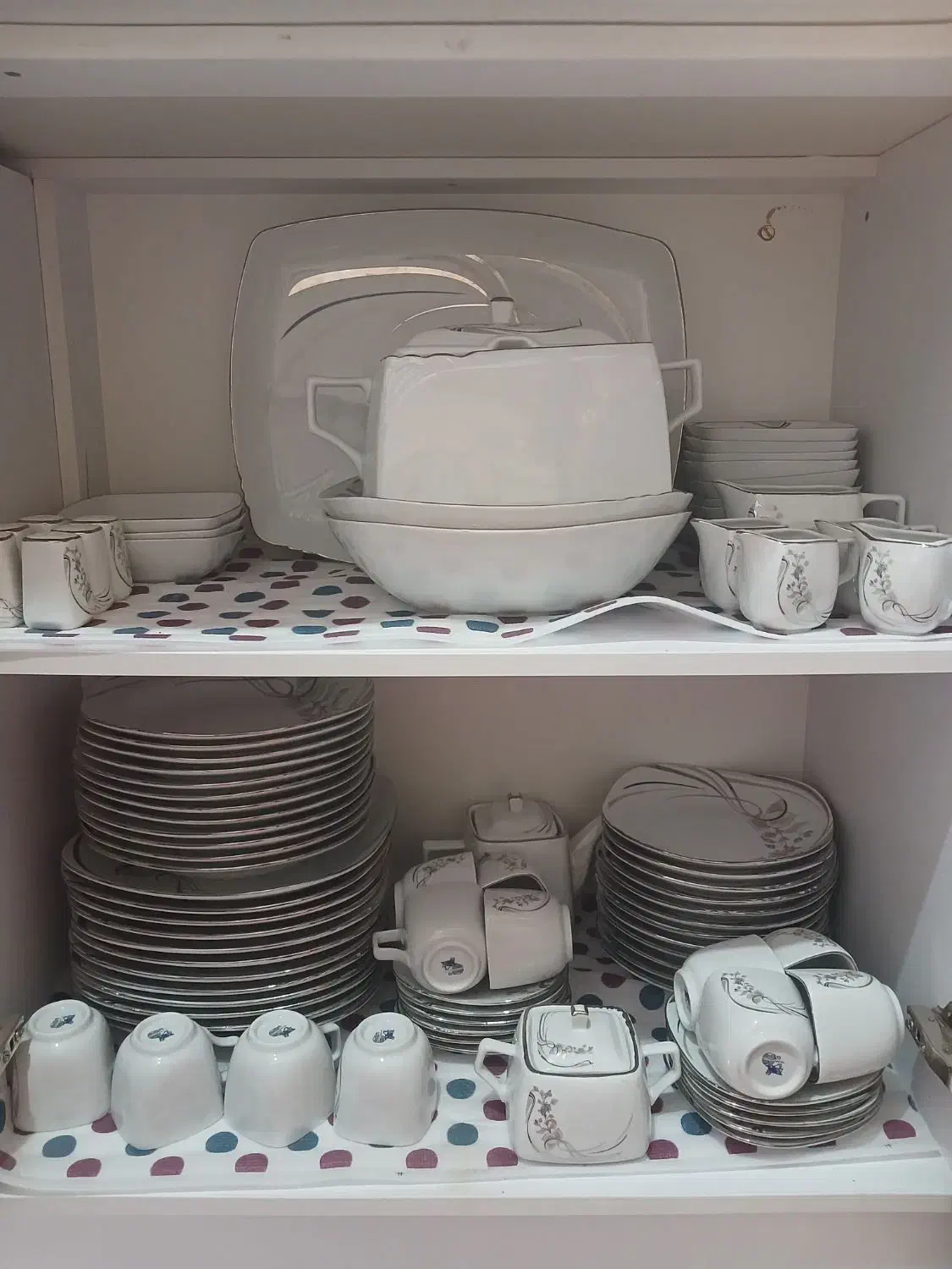 سرویس چینی مقصود|ظروف سرو و پذیرایی|پردیس, فاز ۱۱|دیوار