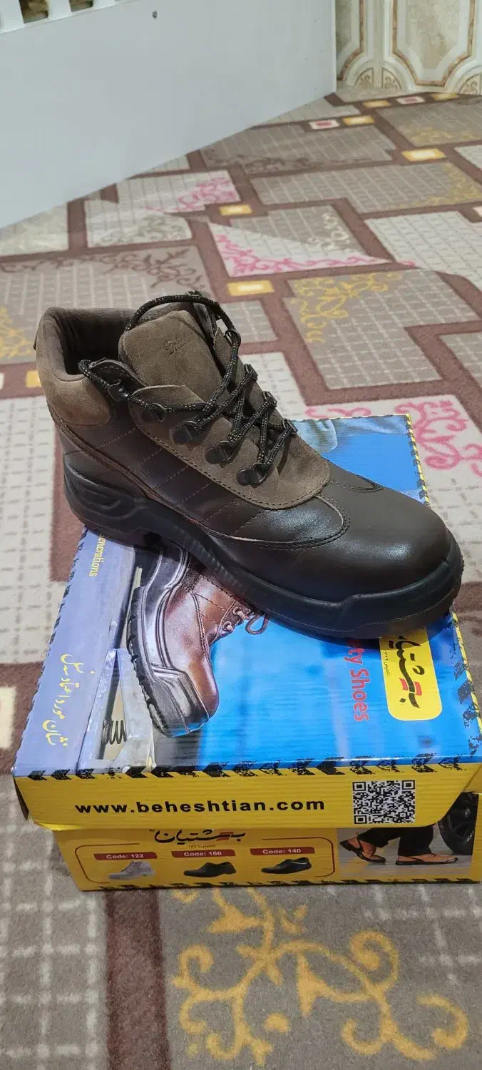 فروش دو جفت کفش نو استفاده نشده|کیف، کفش، کمربند|کوشکنار, |دیوار