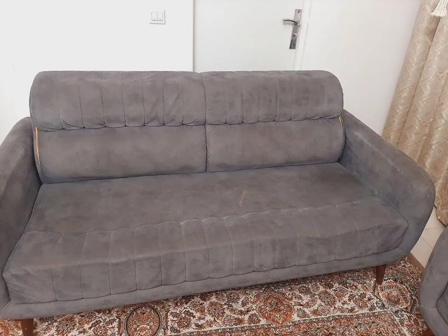 مبل راحتی ۸ نفره تمیز|مبلمان خانگی و میز عسلی|تهران, اوقاف|دیوار