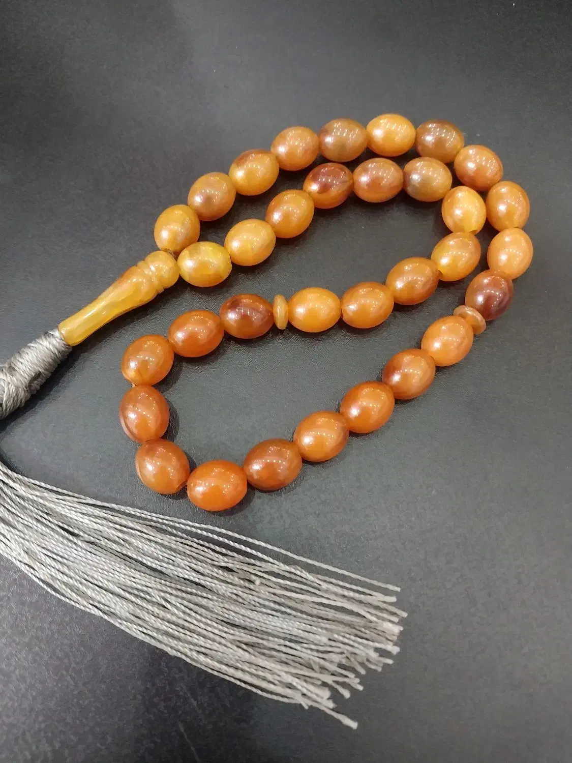 تسبیح کهربا کهنه و کلکسیونی|کلکسیون اشیاء عتیقه|کرج, پیشاهنگی|دیوار