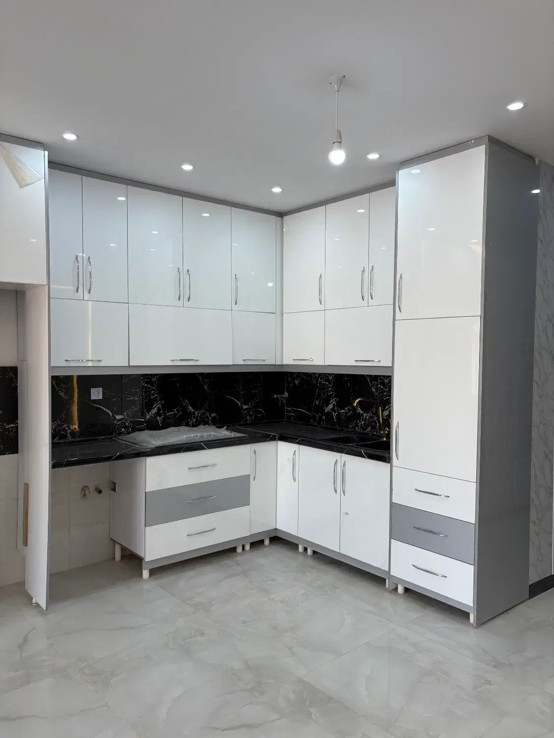 اپارتمان مسلم گاز۳خواب|فروش آپارتمان|مشهد, گاز|دیوار