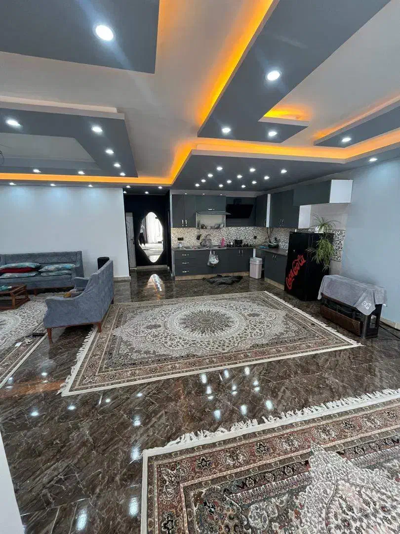 مدرن آبگرم دوخواب لوکیشن عالی|اجارهٔ کوتاه‌مدت ویلا و باغ|کرج, حصارک بالا|دیوار