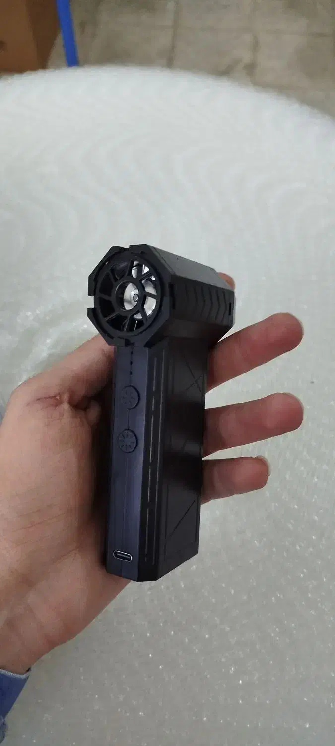 جت فن چراغ دار|پنکه و تصفیه‌کنندهٔ هوا|شیراز, زرهی|دیوار