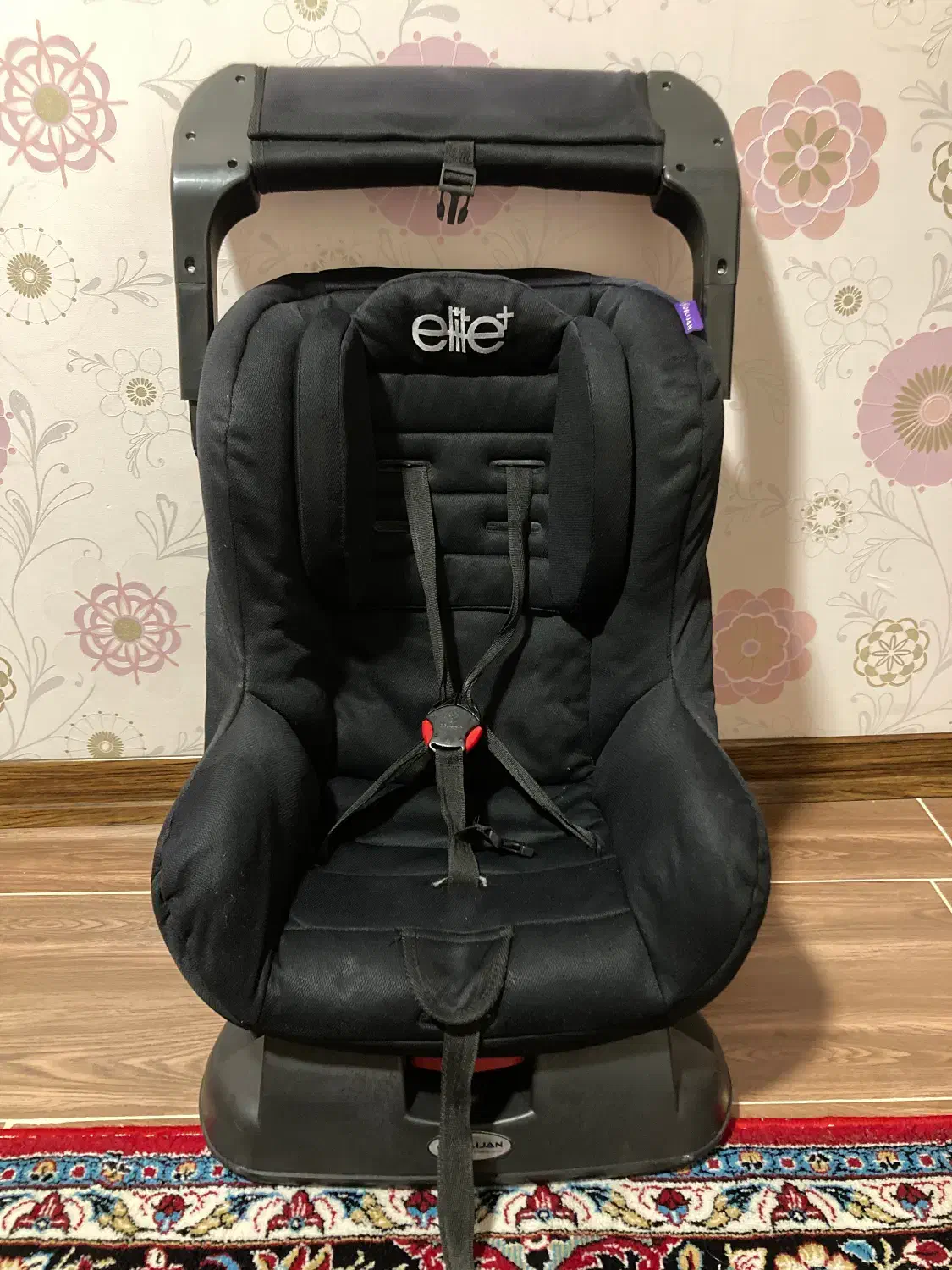 صندلی ماشین کودک|تخت و صندلی بچه|کرمان, |دیوار