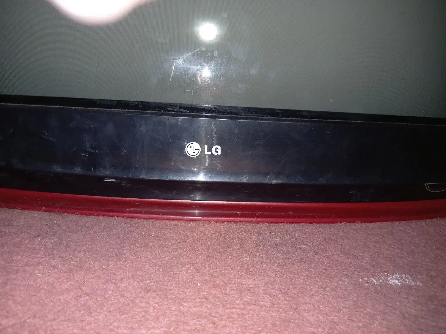 تلویزیون ۲۴ اینچ|تلویزیون و پروژکتور|تبریز, |دیوار