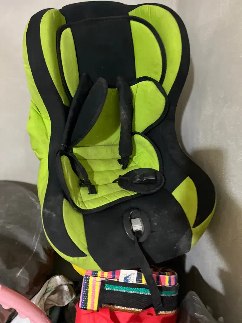 صندلی نوزاد|کالسکه و لوازم جانبی|رشت, نظری|دیوار