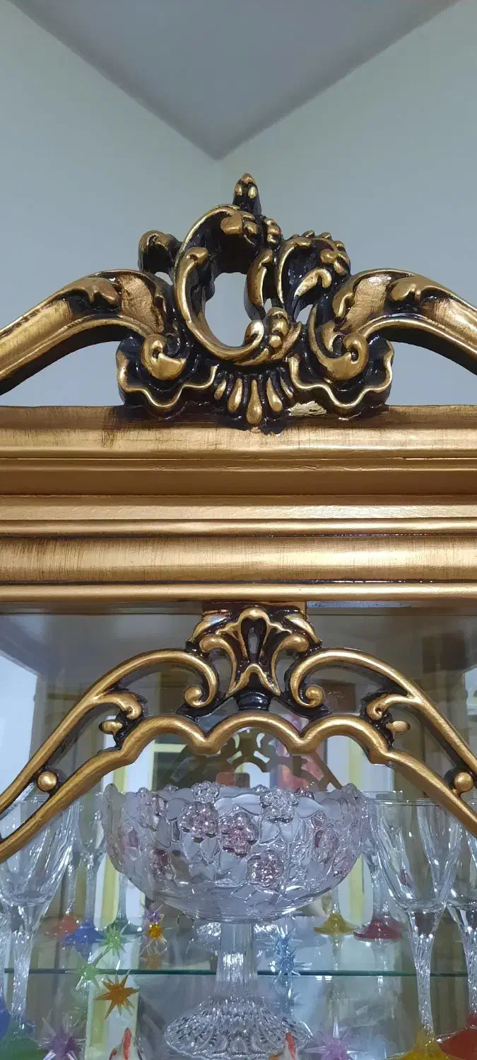 ویترین تمام چوب طلایی|بوفه، ویترین، کنسول|نسیمشهر, |دیوار