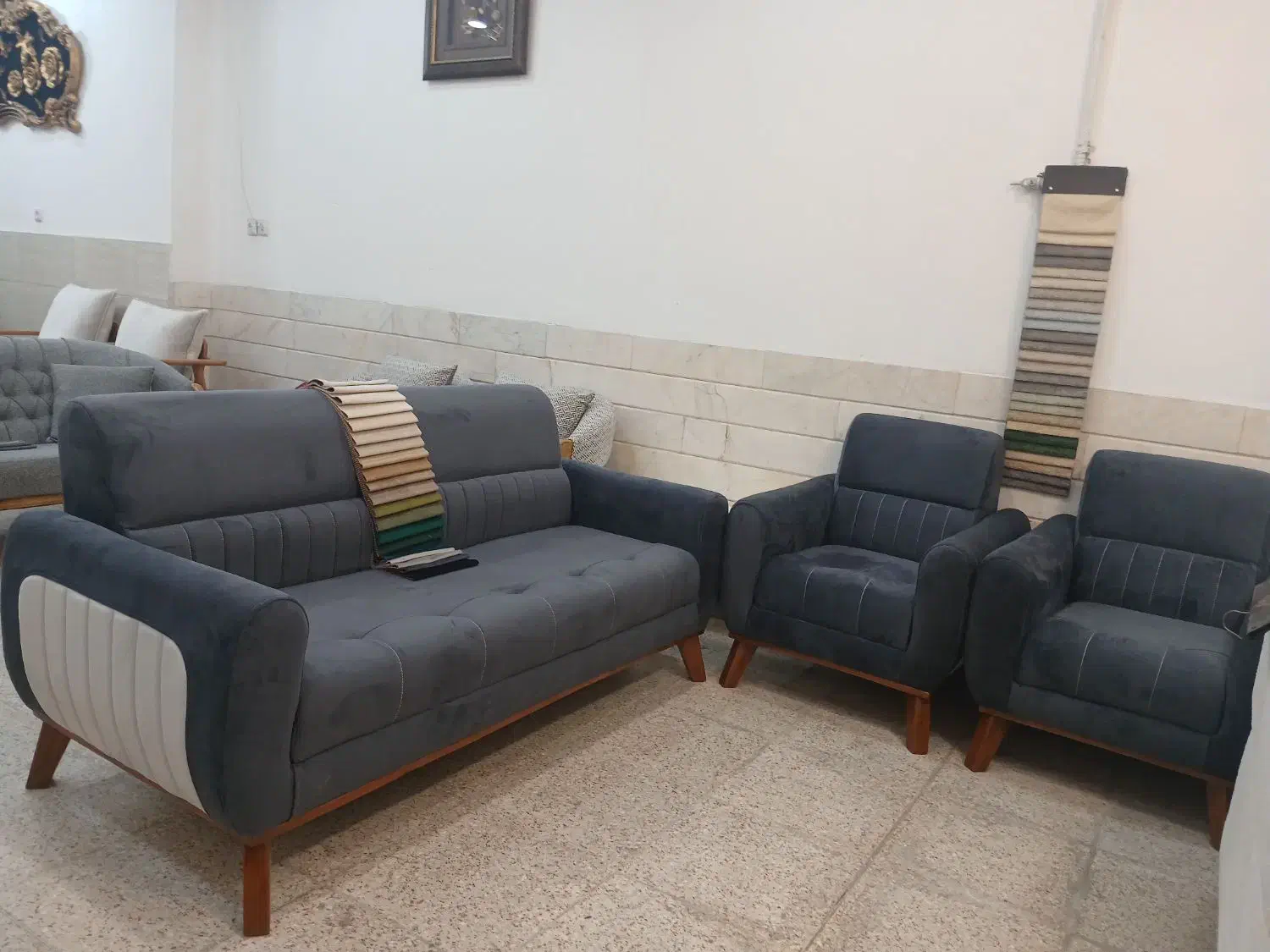 جشواره ای فروش تغییر دکور|مبلمان خانگی و میز عسلی|قم, شاه ابراهیم|دیوار