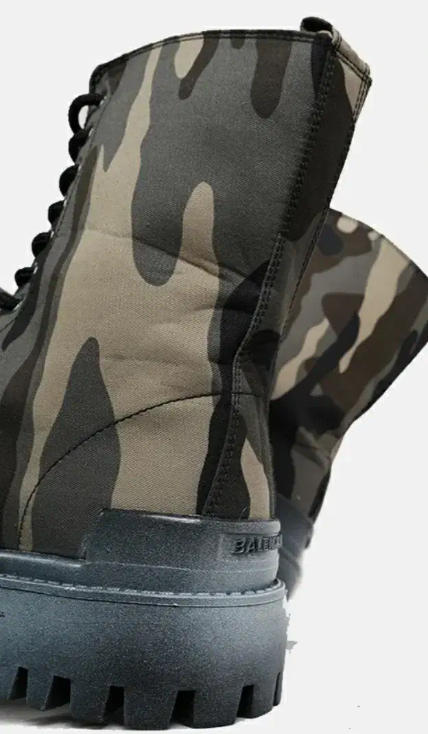 بوت پوتین بالینسیاگا ۴۴ اسپانیایی|کیف، کفش، کمربند|شهرکرد, |دیوار