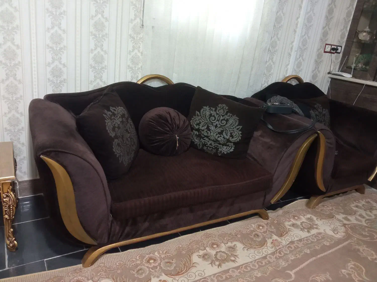 یک دست مبل کارکرده مناسب باغ با میز کامپیوتر|مبلمان خانگی و میز عسلی|نظرآباد, رسالت|دیوار