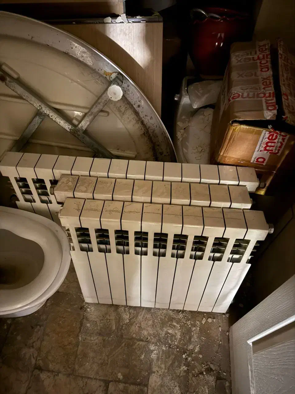 10 پره شوفاژ الومینیومی|آبگرمکن، پکیج، شوفاژ|تهران, پاسداران|دیوار