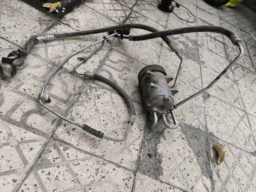 مقداری لوازم نو و استوک موتوری دانگ فنگ|قطعات یدکی و لوازم جانبی|کرمانشاه, |دیوار