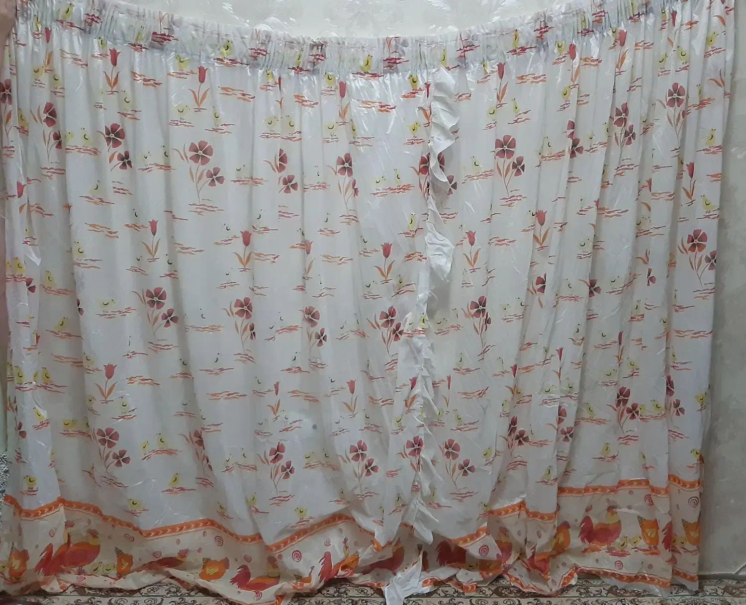 پرده|پرده، رانر، رومیزی|تهران, نعمتآباد|دیوار