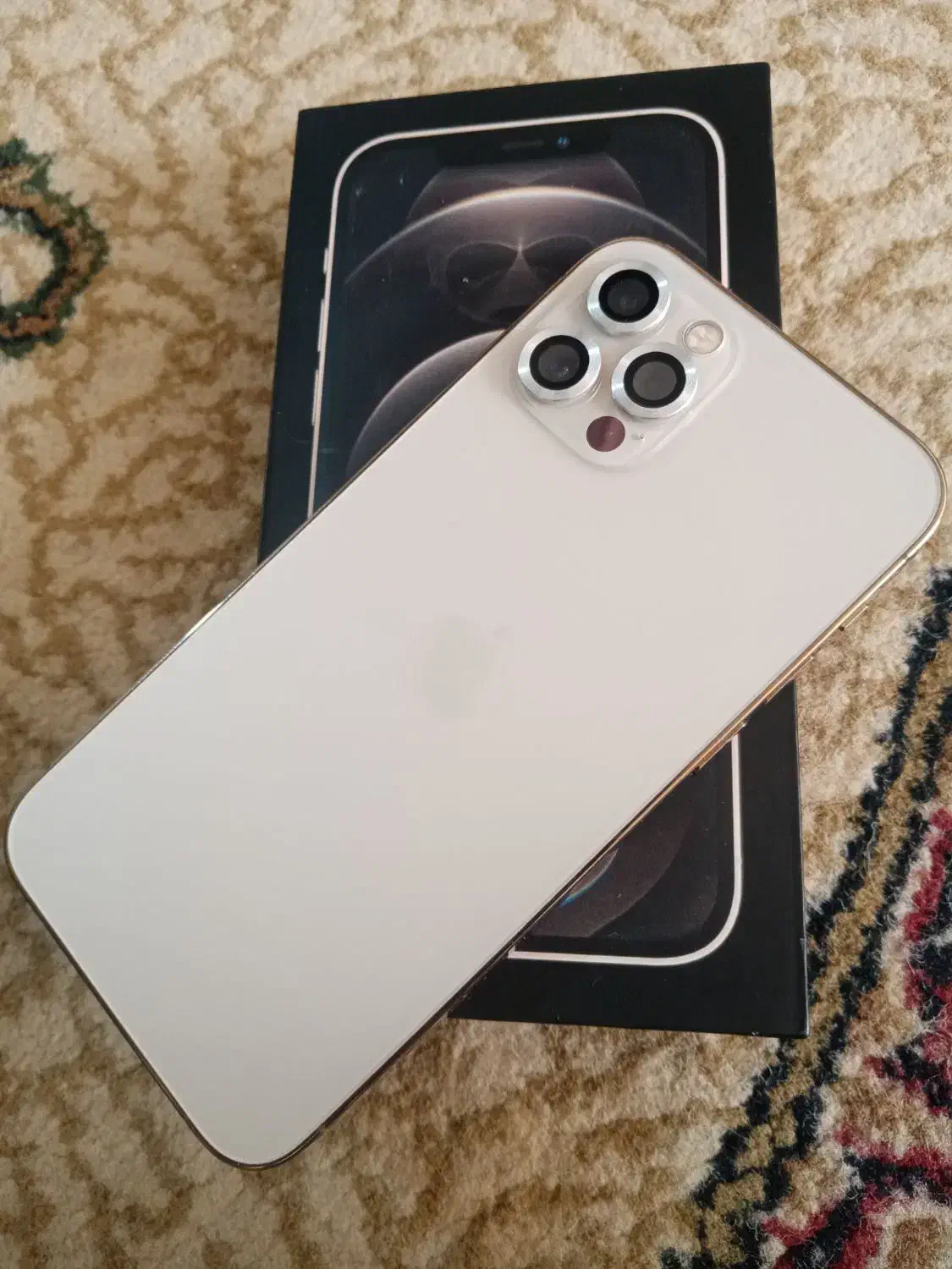 ایفون 12 J/A pro|موبایل|شیراز, ارم|دیوار