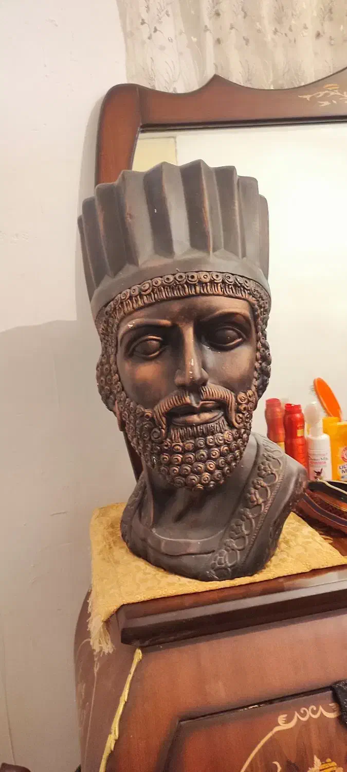 مجسمه|مجسمه، تندیس، ماکت|خرم‌آباد, |دیوار