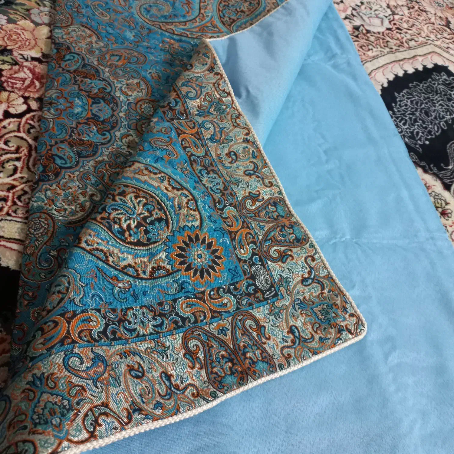 رومیزی ترمه حسینی یزد|پرده، رانر، رومیزی|قم, گلزار|دیوار