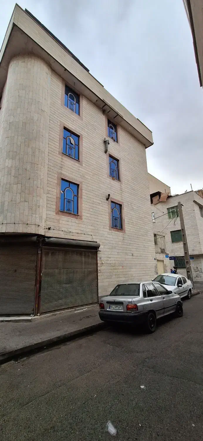 ساختمان ۴ طبقه|فروش آپارتمان|تهران, نعمت‌آباد|دیوار