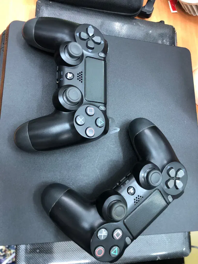 ps4 slim 1T فول بازی۲ دسته کپی خور ورژن۱۲|کنسول، بازی ویدئویی و آنلاین|قائم‌شهر, |دیوار
