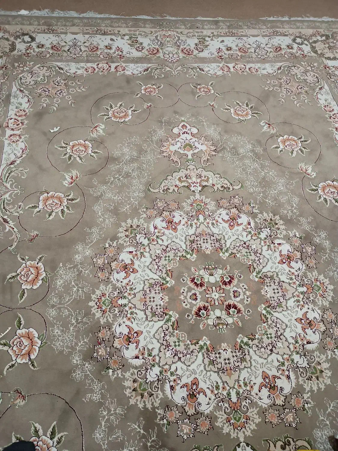 فروش فرش 9متری گردویی|فرش|ساوه, |دیوار