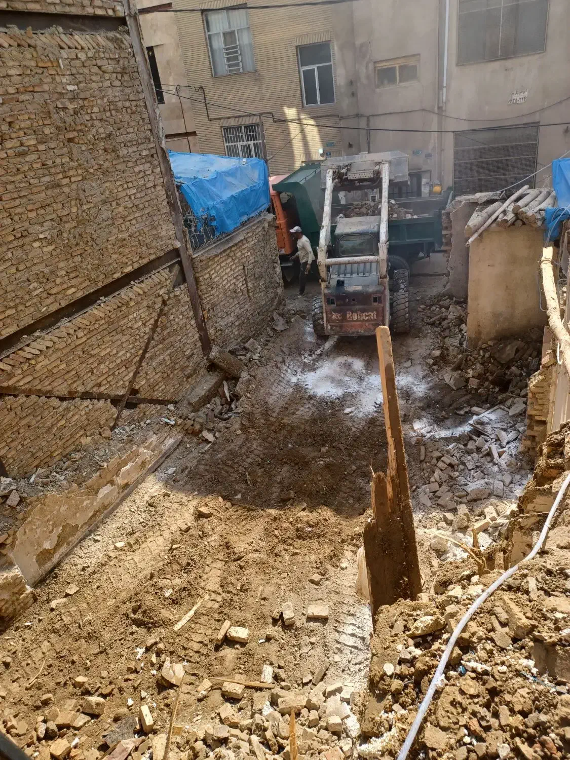 تخریب و باز سازی و تعمیرات|خدمات پیشه و مهارت|تهران, هاشمی|دیوار