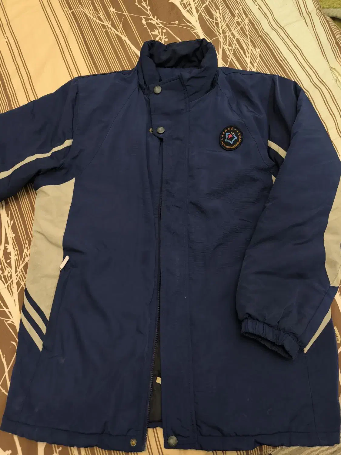 کاپشن|لباس|مشهد, فرهنگ|دیوار