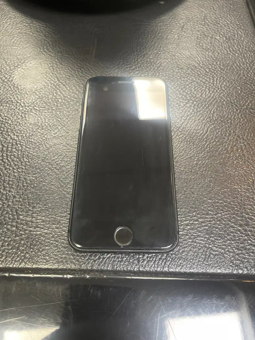 Iphone 8|موبایل|تهران, صادقیه|دیوار