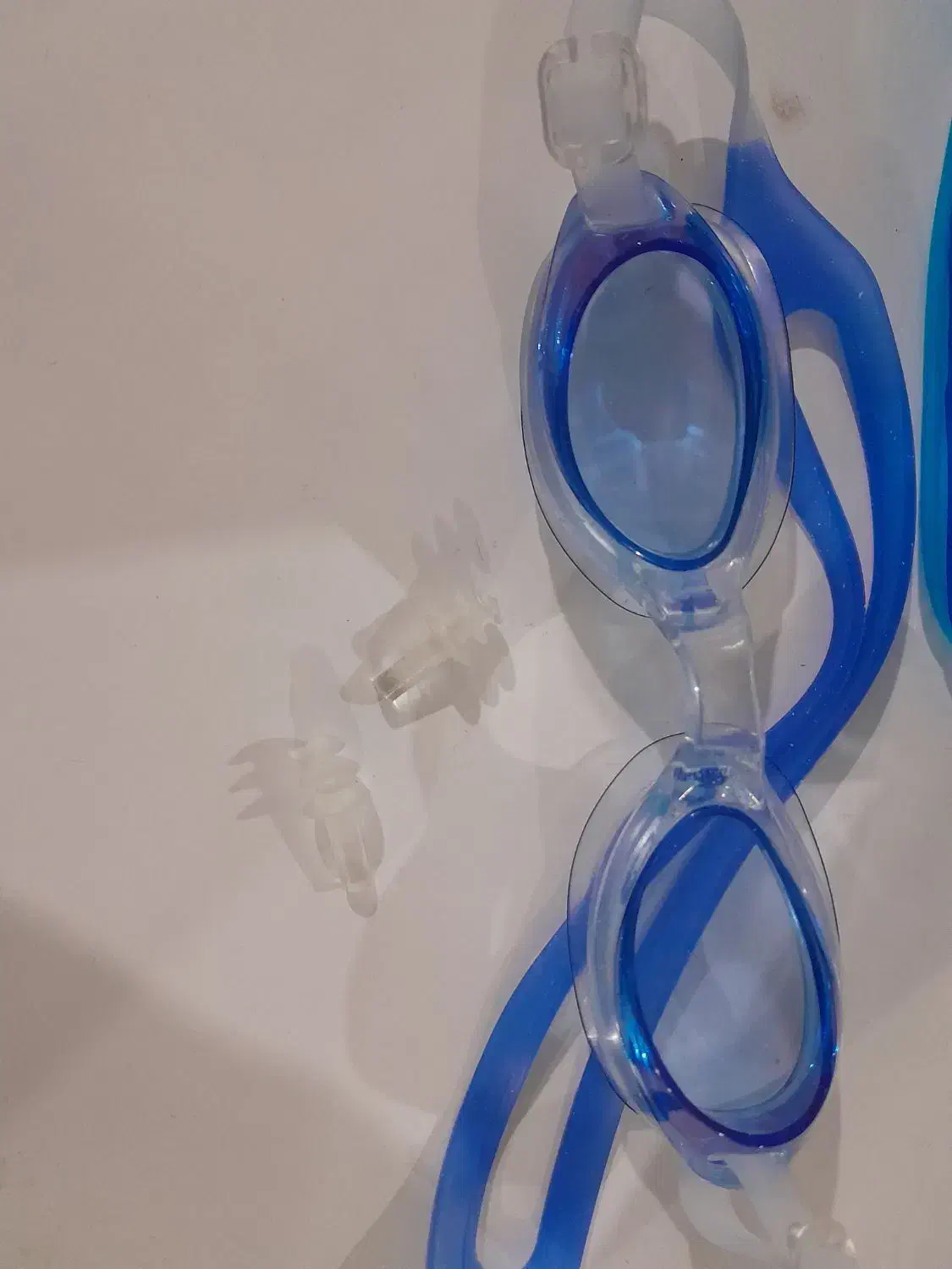 گوشگیر و عینک استخر|غواصی و ورزش‌های آبی|کبودرآهنگ, |دیوار