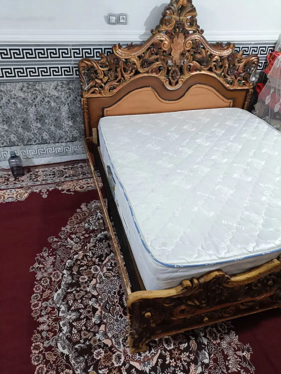 تخت خواب دو نفره|تخت و سرویس خواب|خاش, |دیوار