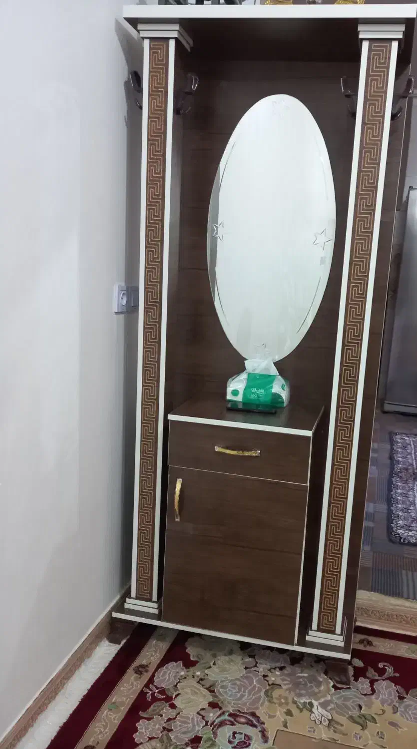 جاکفشی|جاکفشی، کمد، دراور|دورود, |دیوار