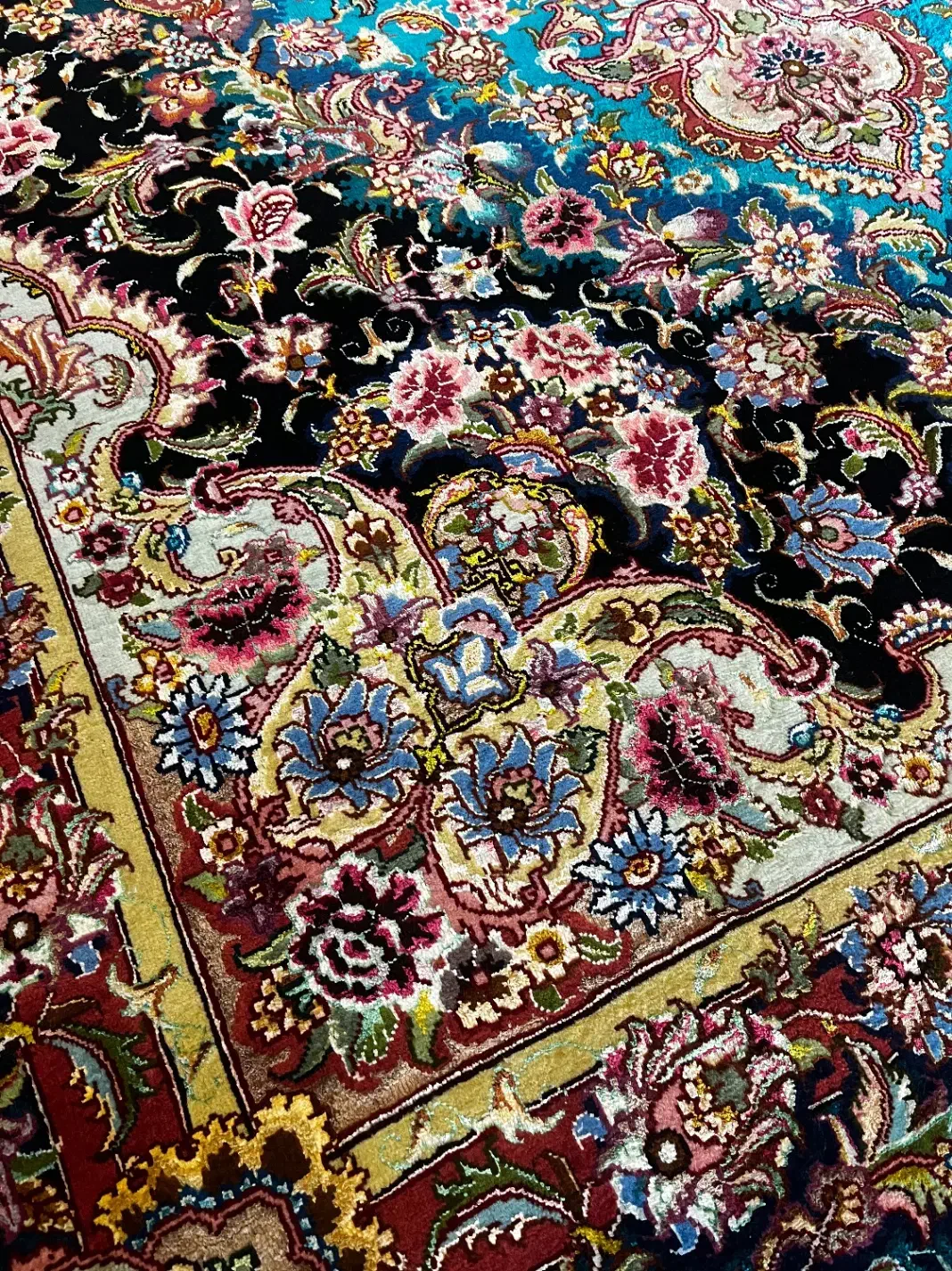 فرش ۶ متری دستبافت نقشه سالاری ابریشم|فرش|خسروشاه, |دیوار