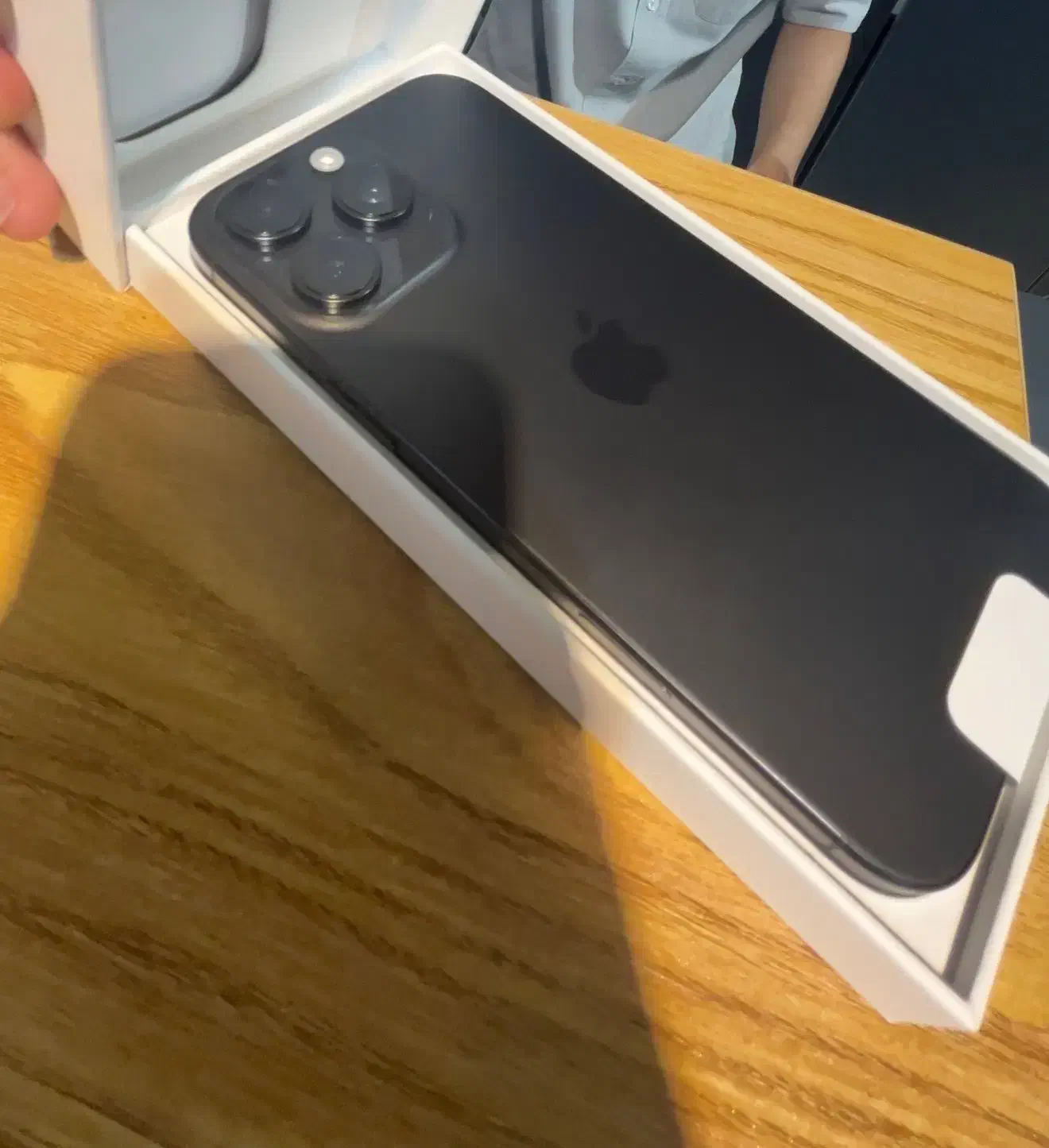 iPhone 16 pro max zaa 256 g دو سیم|موبایل|تهران, فردوسی|دیوار