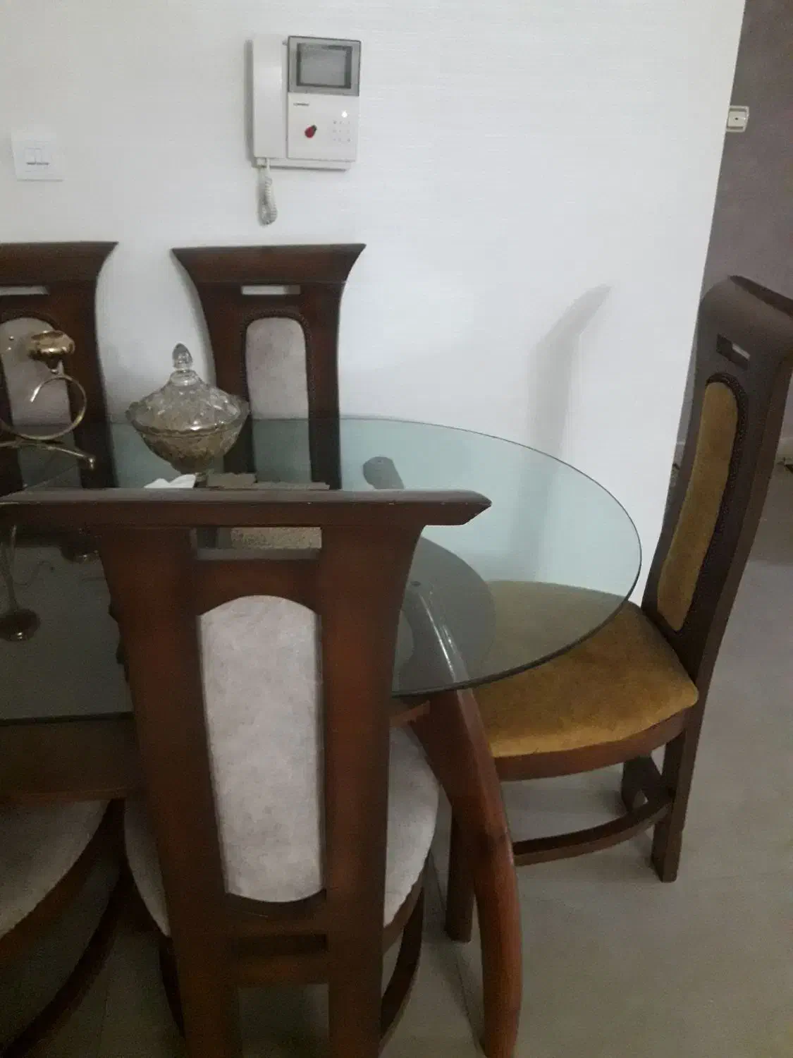 ناهار خوری ۶ نفره|میز و صندلی غذاخوری|تهران, سید خندان (جلفا)|دیوار