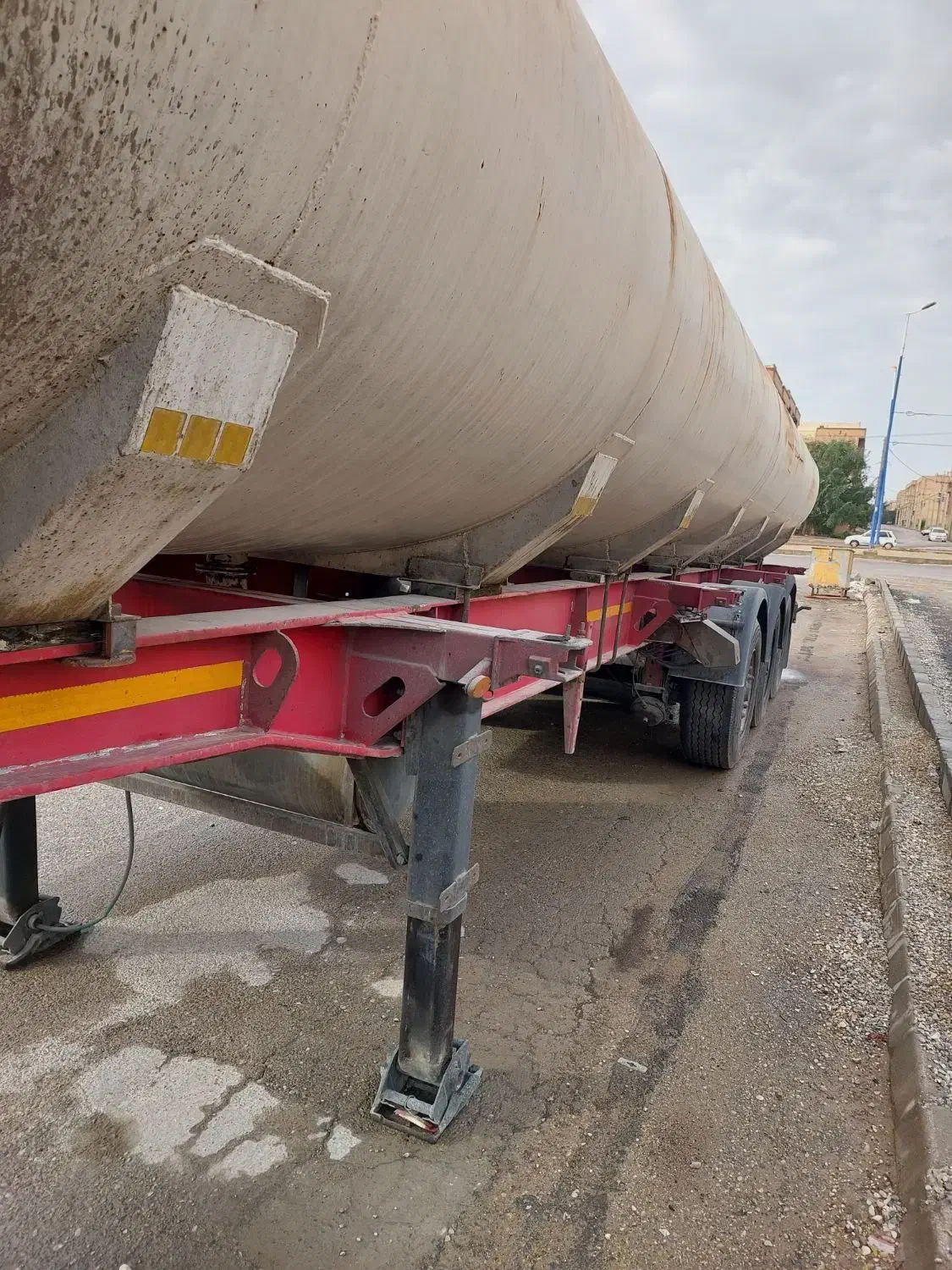 تیغه تانک ماموت۹۰|خودرو سنگین|اندیشه, اندیشه فاز ۲|دیوار