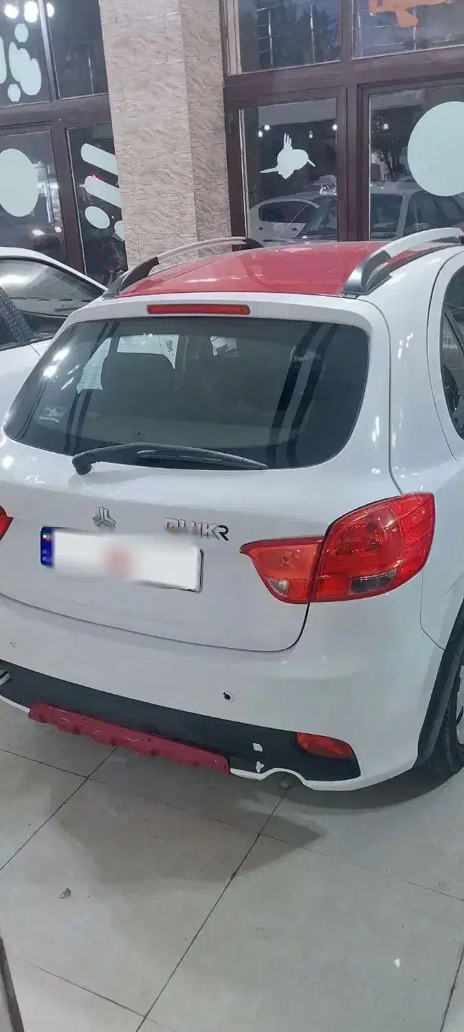 کوییک ار مدل ۱۴۰۰ یک گلگیر رنگ جلو پلمپ|خودرو سواری و وانت|شبستر, |دیوار