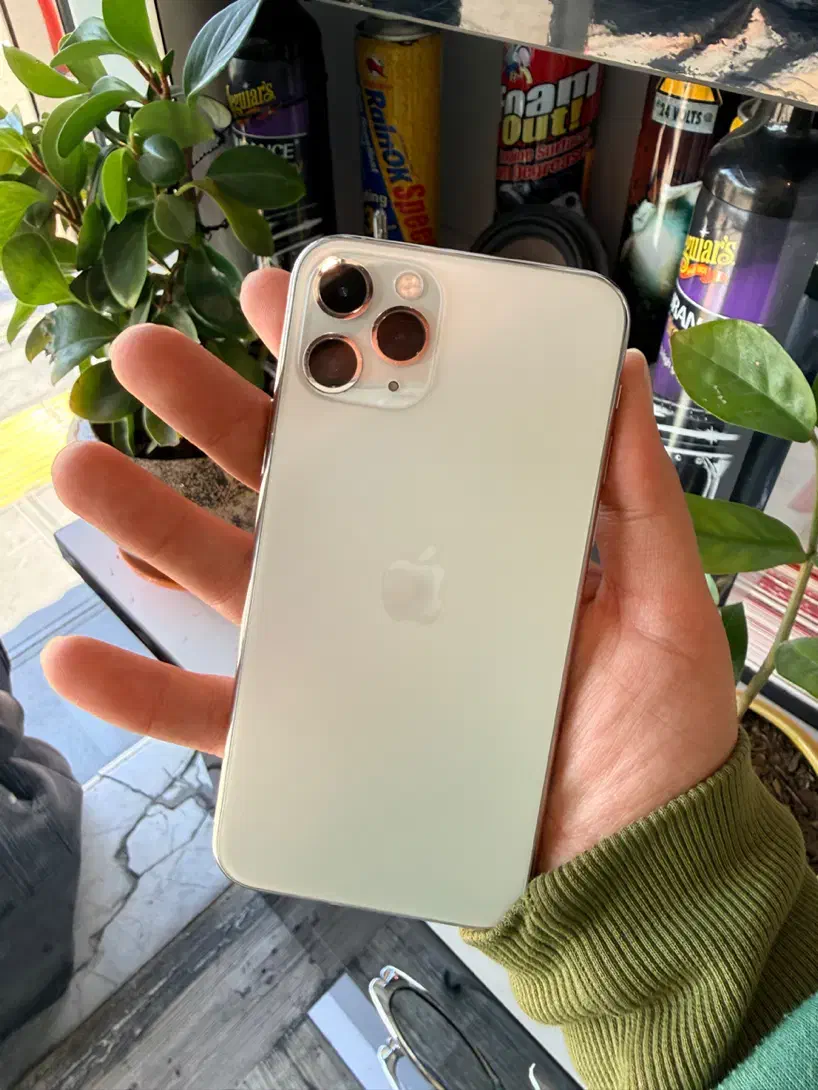 Iphone 11 pro گوشی آیفون 11 پرو|موبایل|شیراز, سینما سعدی|دیوار