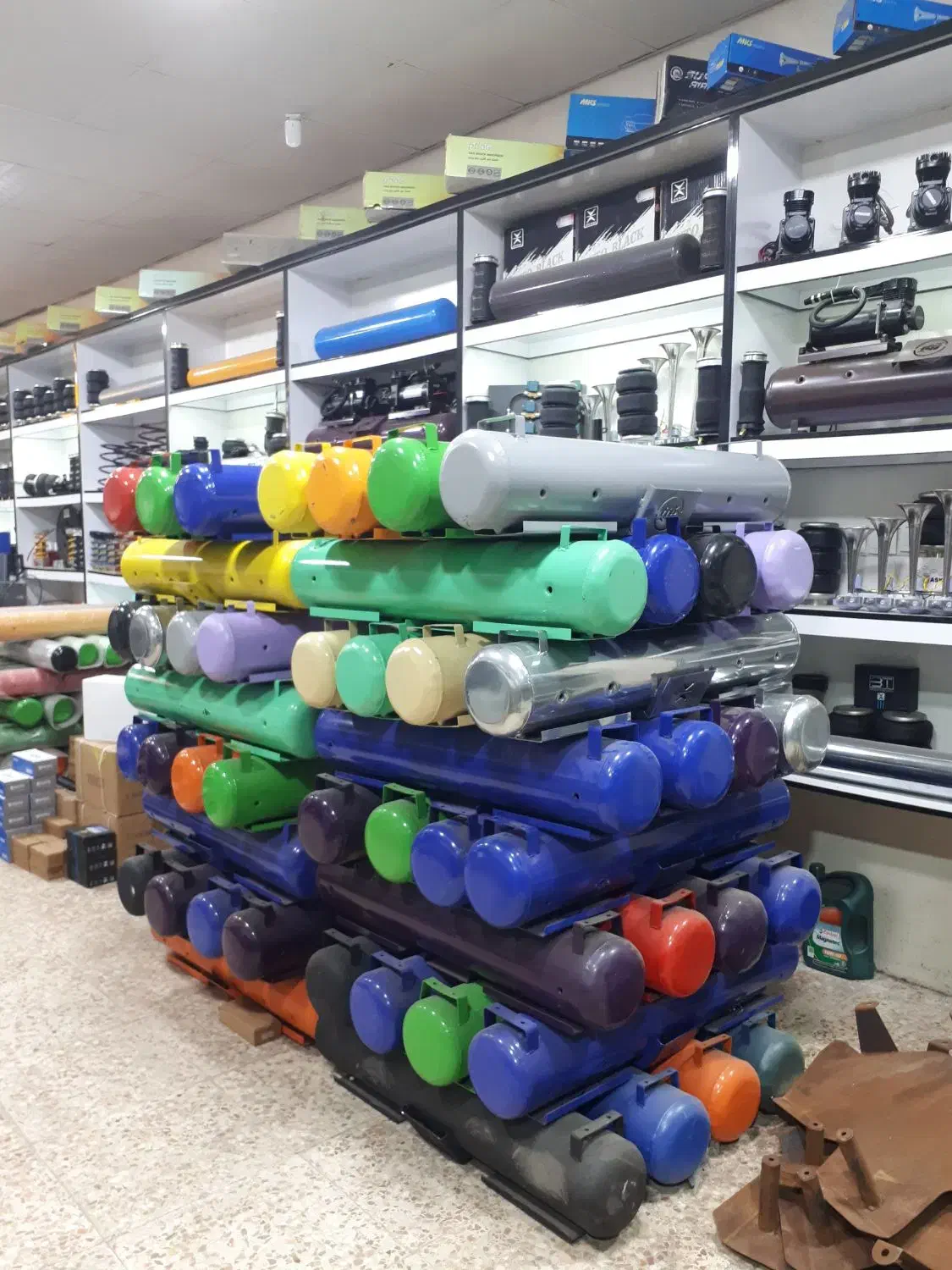 فروش قطعات پنوماتیک|قطعات یدکی و لوازم جانبی|رشت, بیجارپس|دیوار