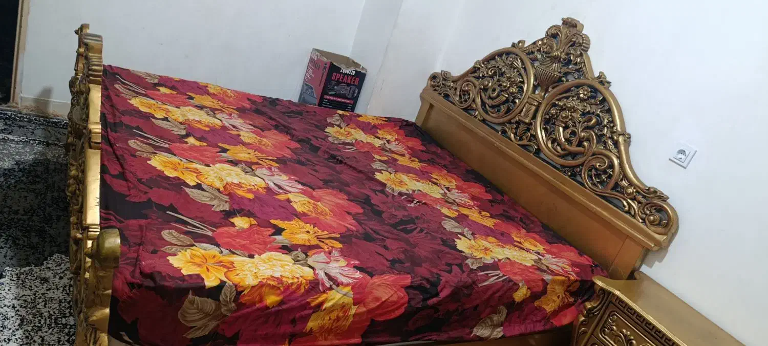 تخت خواب|تخت و سرویس خواب|هشتگرد, هشتگرد قدیم|دیوار