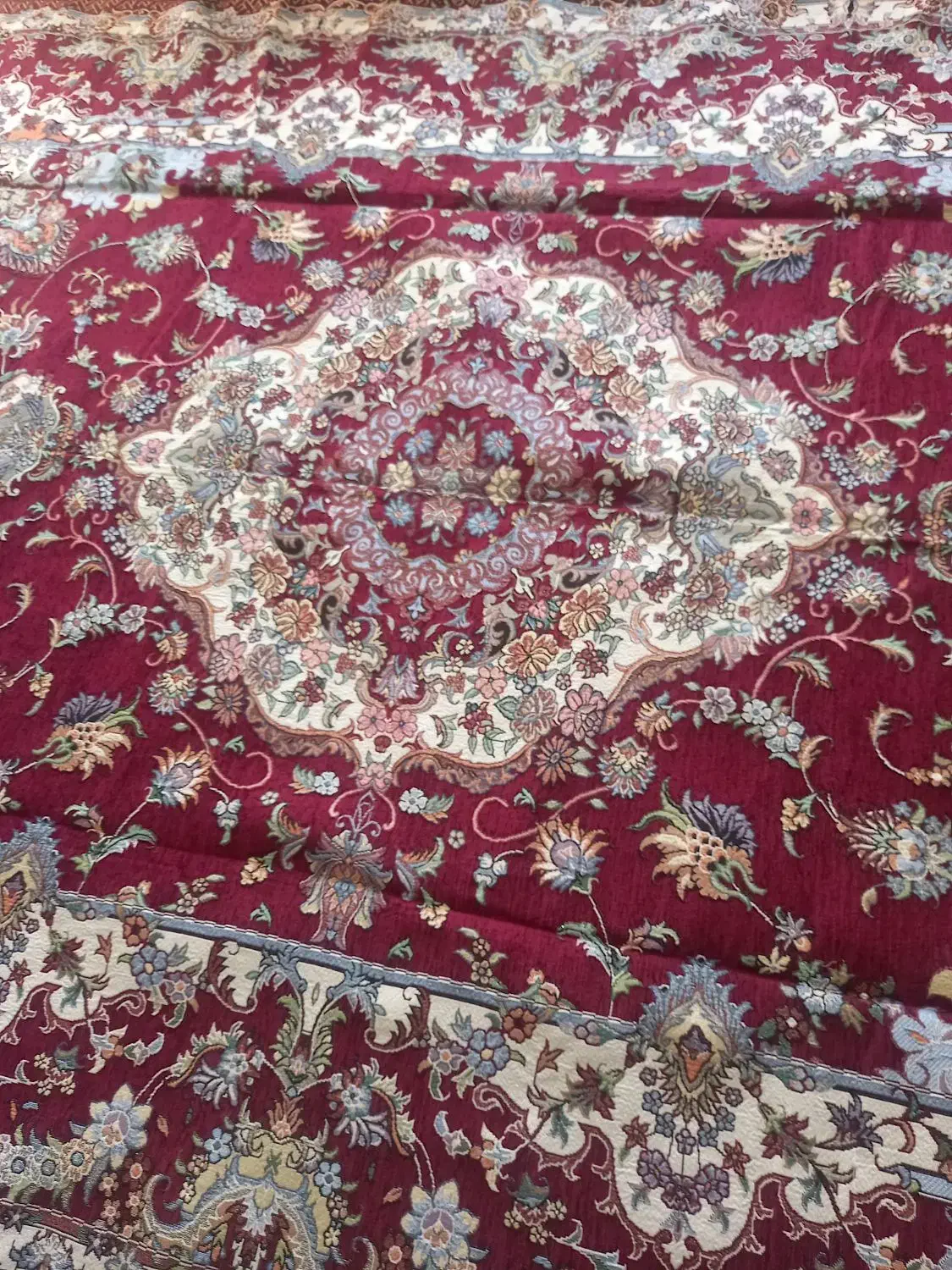 روفرشی|روفرشی|شاهین‌شهر, شهرک گلدیس|دیوار