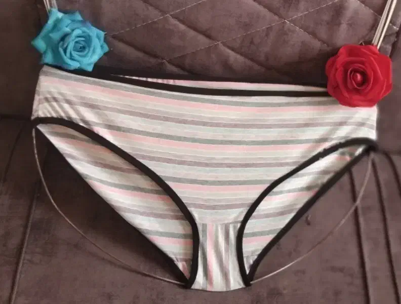 لباس زیر|لباس|بالا ولایت, |دیوار