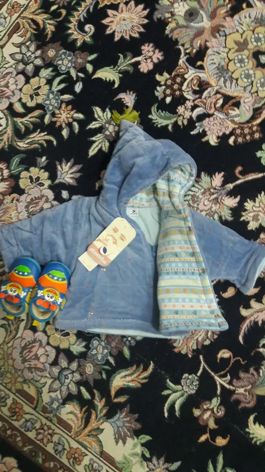 کاپشن نوزادی وکفش|کفش و لباس بچه|قم, بلوار امین و ساحلی|دیوار