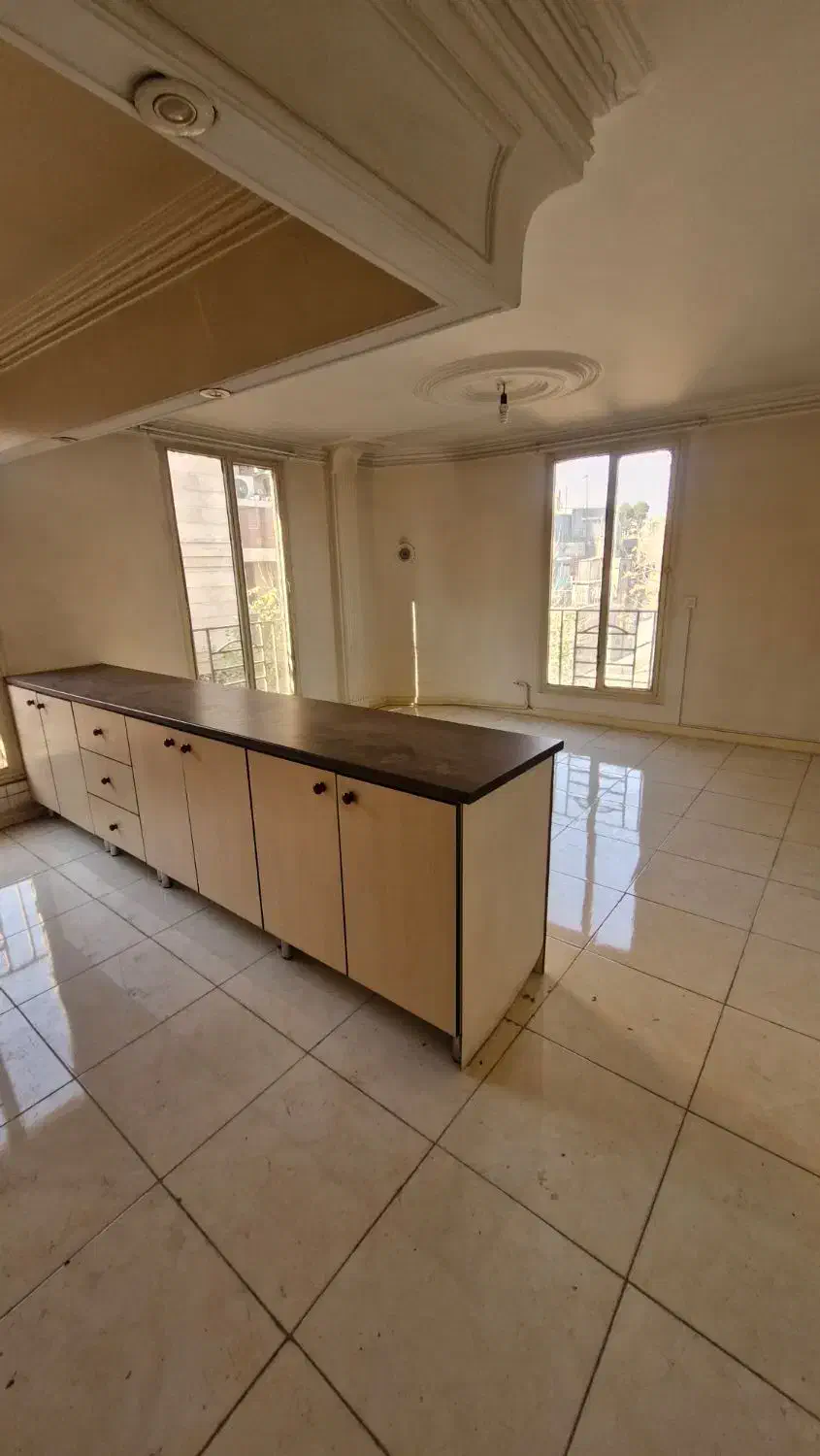 ۵۵ متر/خوش نقشه/۲ طرف نورگیر/خ کمیل