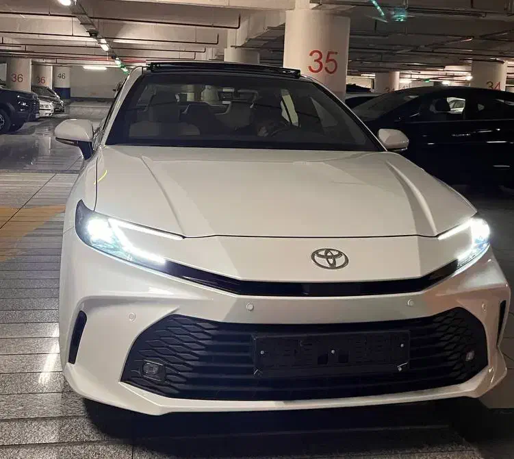 تویوتاکمری Le ژاپن ۲/۵(آماده تحویل)نقد و اقساط|خودرو سواری و وانت|تهران, اقدسیه|دیوار