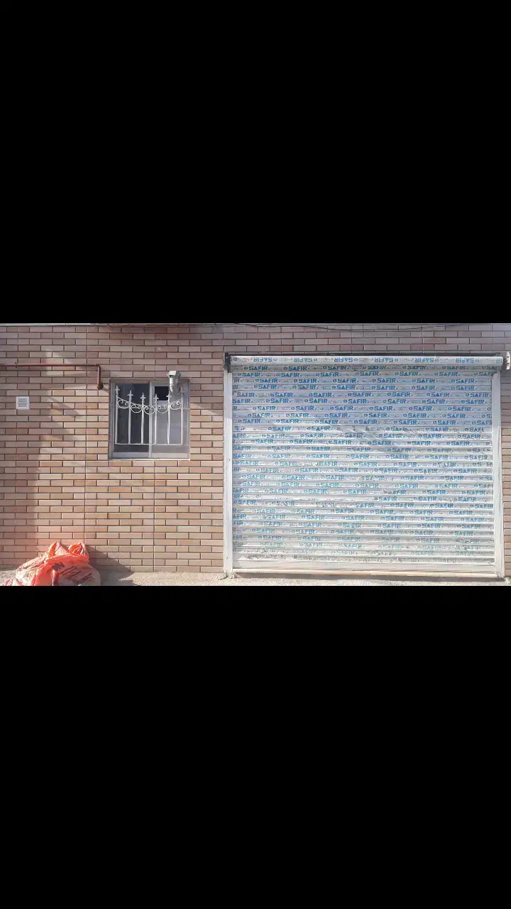 اجاره مغازه ۲۵متری درحمیدیان خیابان دانشگاه|اجارهٔ مغازه و غرفه|رشت, حمیدیان|دیوار