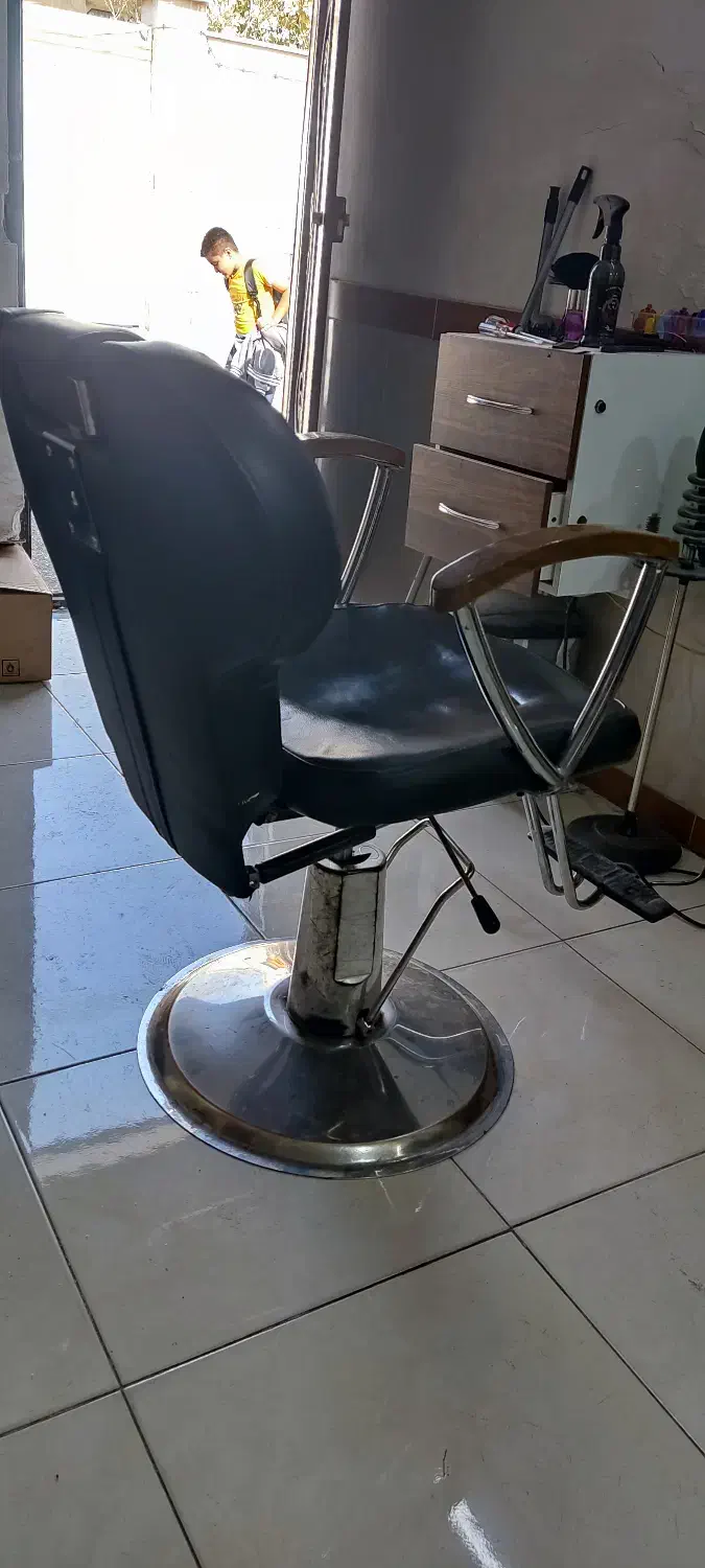 صندلی آرایشگاه|آرایشگاه و سالنهای زیبایی|خاوران, |دیوار