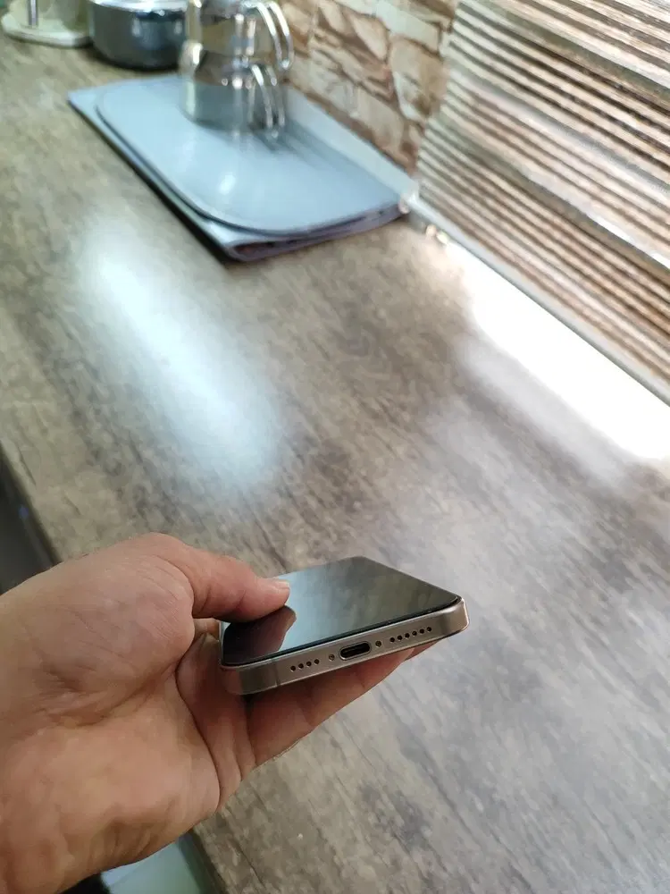 15 pro max|موبایل|چهارباغ, |دیوار