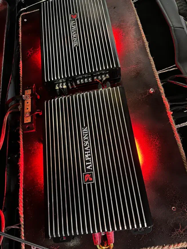 سیستم صوتی خودرو و تزئینات|قطعات یدکی و لوازم جانبی|یزد, |دیوار