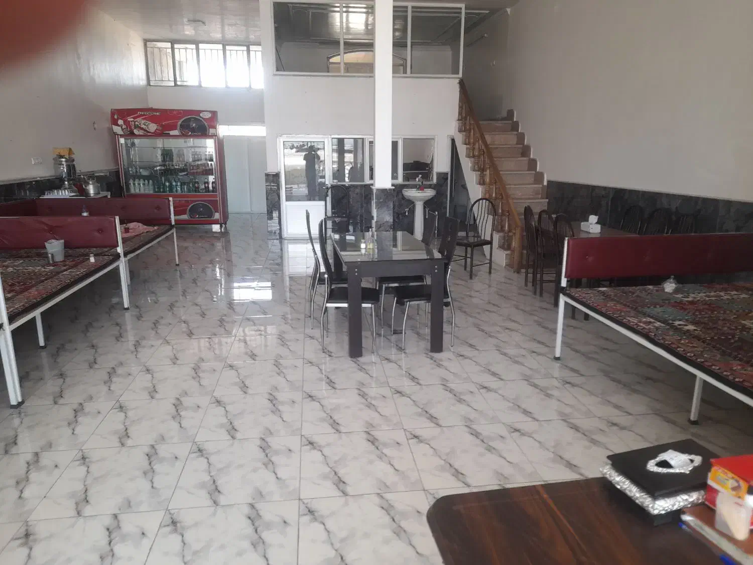 به یک شریک برای کافه قلیان|استخدام خدمات فروشگاه و رستوران|مرند, |دیوار