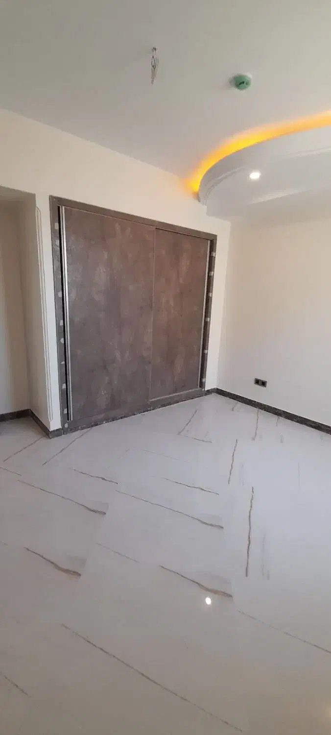 * ۱۴۸ متر شریعتی ک نقدی نوساز کلید نخورده *