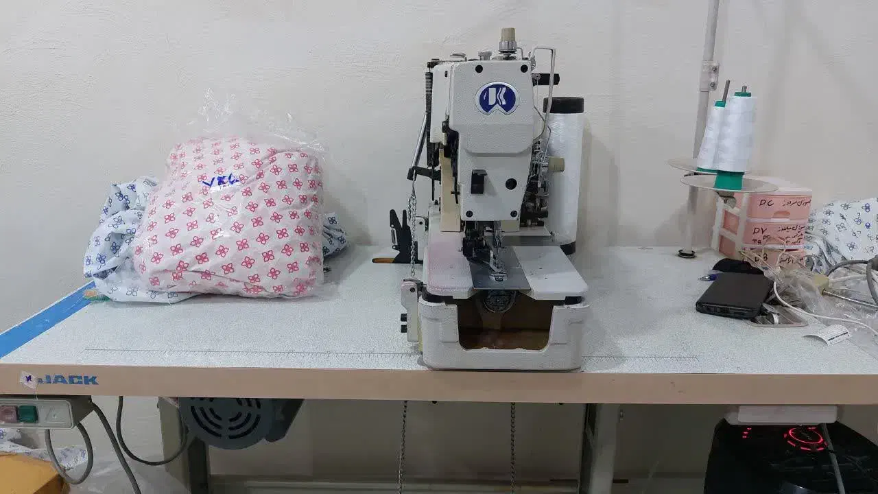 چرخ جادکمه جک|چرخ خیاطی و ریسندگی|اصفهان, دستگرده|دیوار