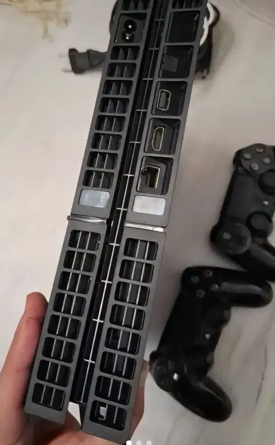 PS4 یک ترابایت کپی خور 9.00 درحداکبند با یک هارد|کنسول، بازی ویدئویی و آنلاین|تهران, مجیدیه|دیوار